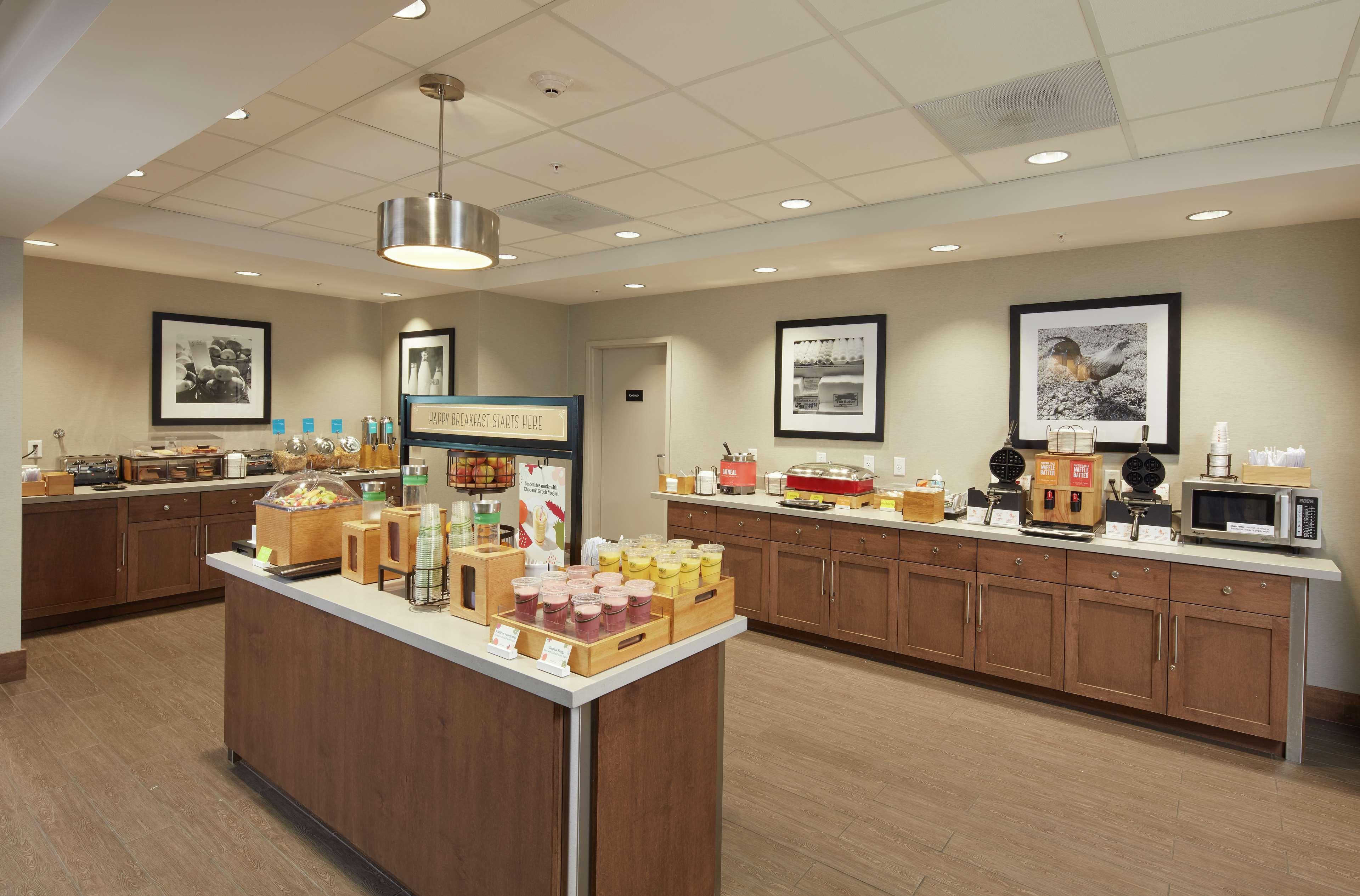 Hampton Inn & Suites Sacramento At Csus Exteriör bild