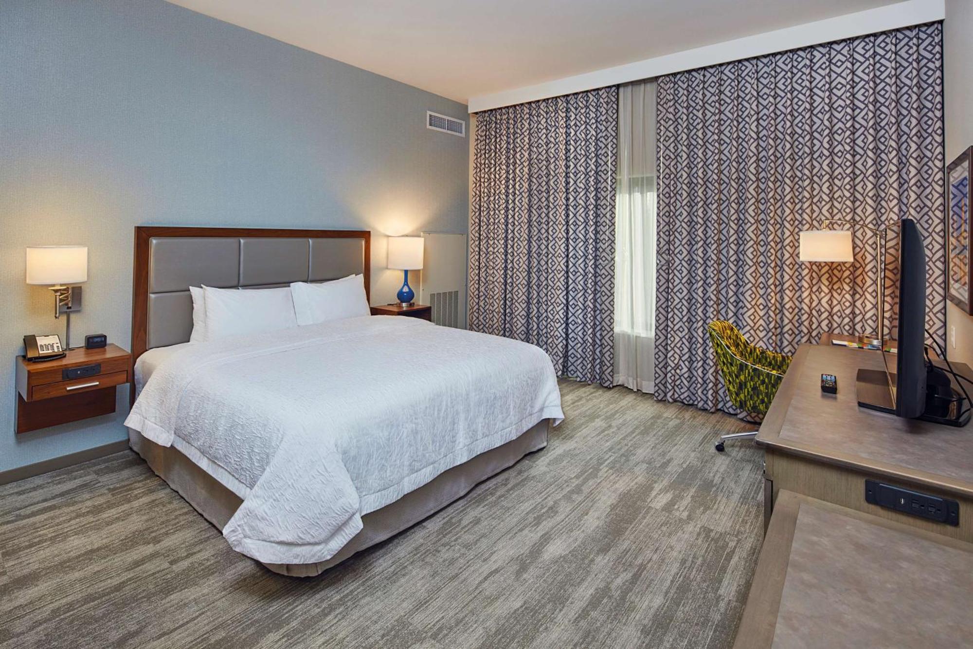 Hampton Inn & Suites Sacramento At Csus Exteriör bild