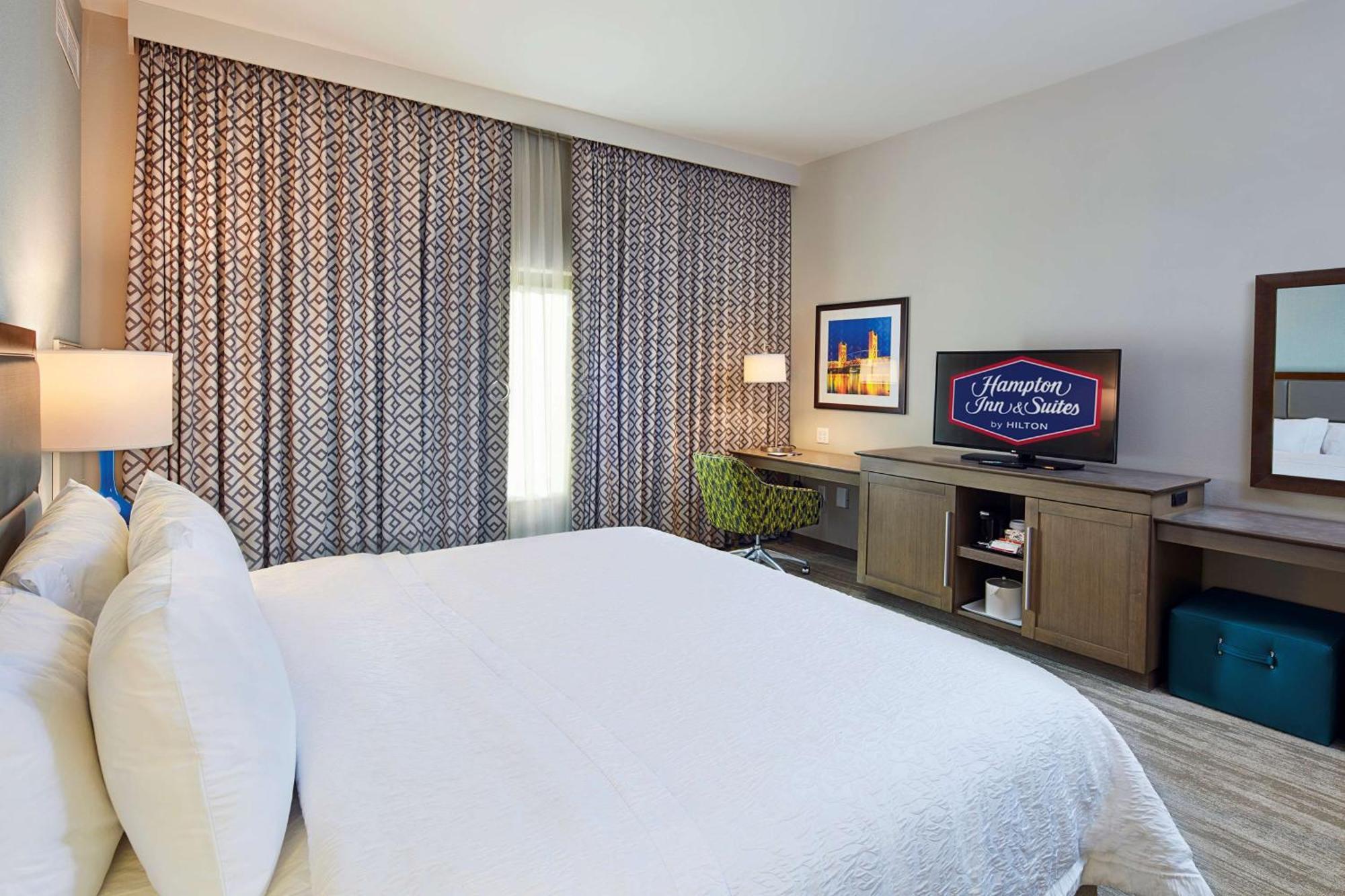 Hampton Inn & Suites Sacramento At Csus Exteriör bild