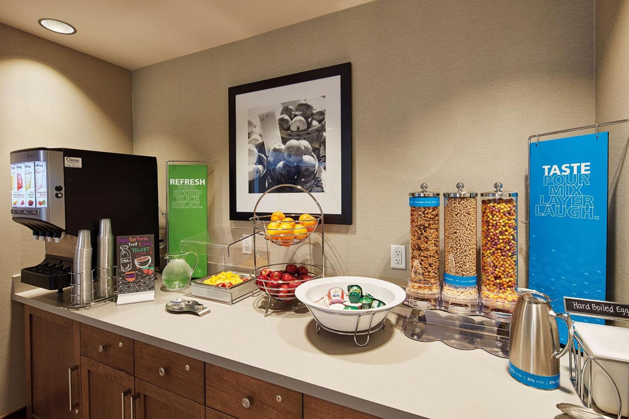 Hampton Inn & Suites Sacramento At Csus Exteriör bild